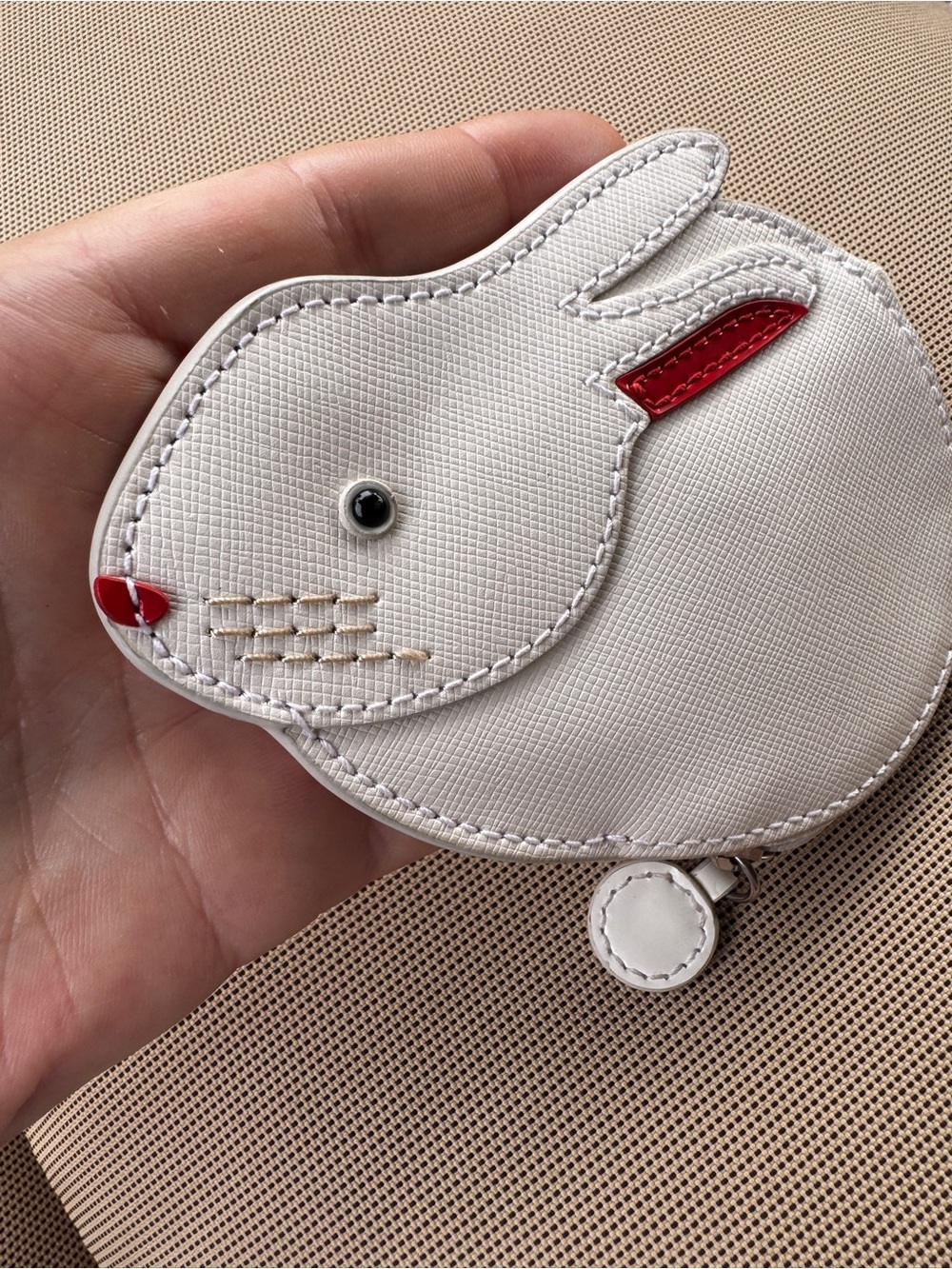 Coach Bunny Rabbit White Leather Coin Purse Wallet Pouch Rare Novelty - Picture 10 of 11